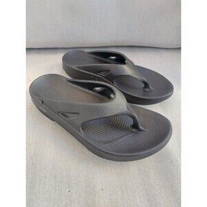 OOFOS Mens Size 10 Ooriginal Recovery Thong Comfort Sandal Black Womens Size 12